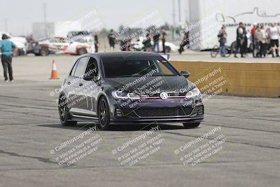 media/Jun-01-2025-CalClub SCCA (Sun) [[eae223c5dd]]/Group 1/Track Event (Front Straight)/